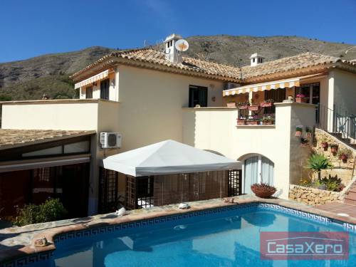 Finestrat, Golf Bahia, Spacious and Attractive Villa in prestigious 'Sierra Cortina'